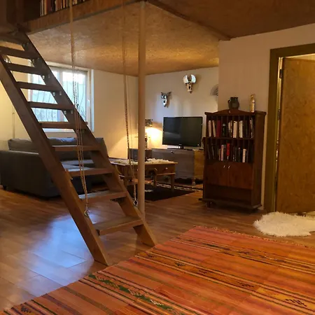 Kaleici Oezel Muestakil Bahceli Villa